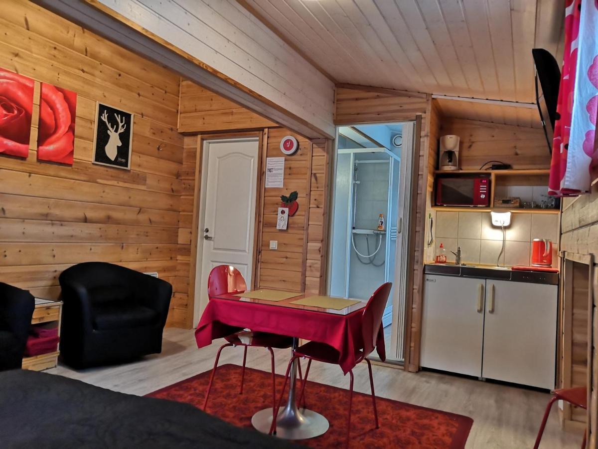 Hostel Mansikka Taipalsaari エクステリア 写真